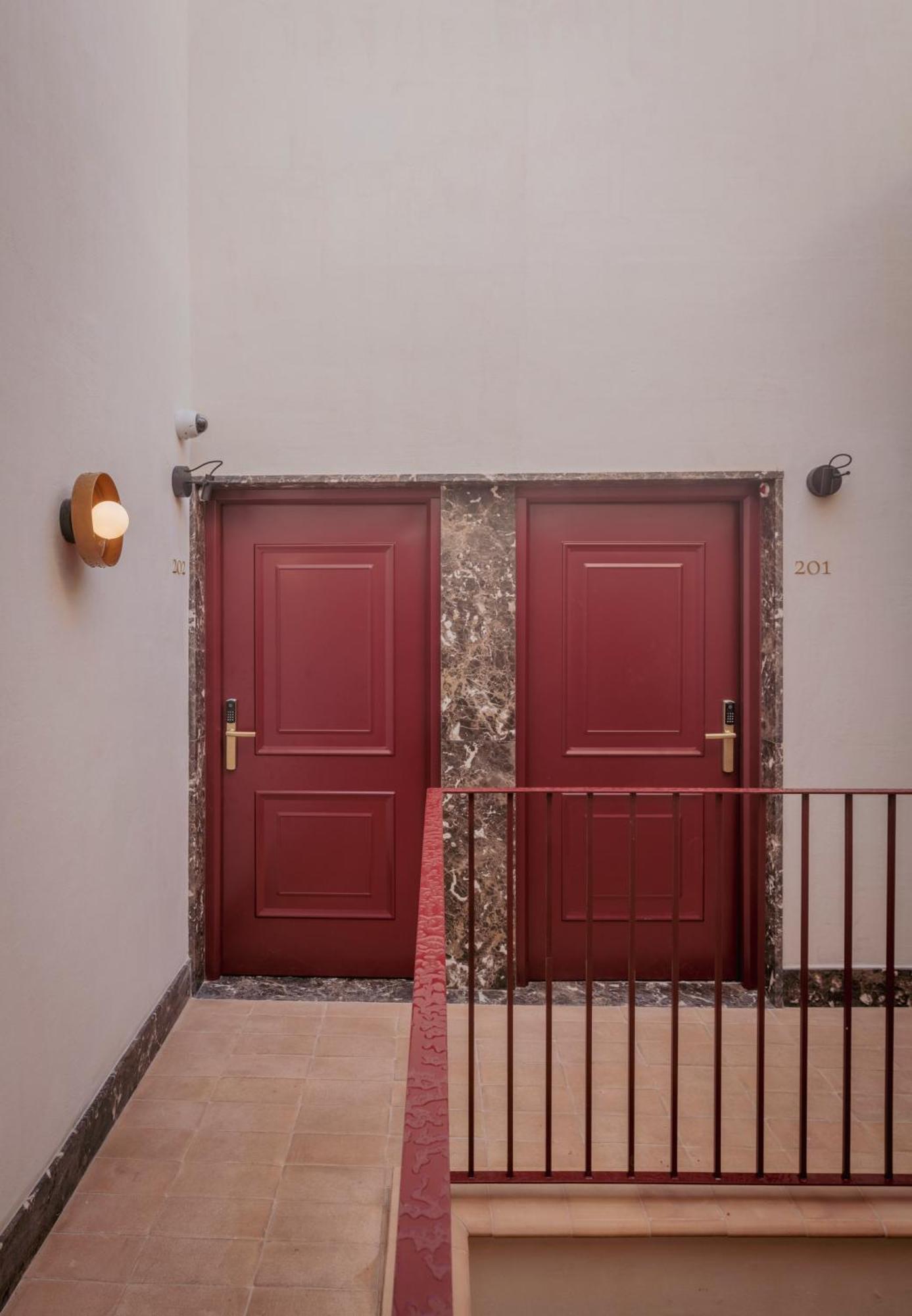 Lirium Casa Patio Hotel Seville Exterior photo