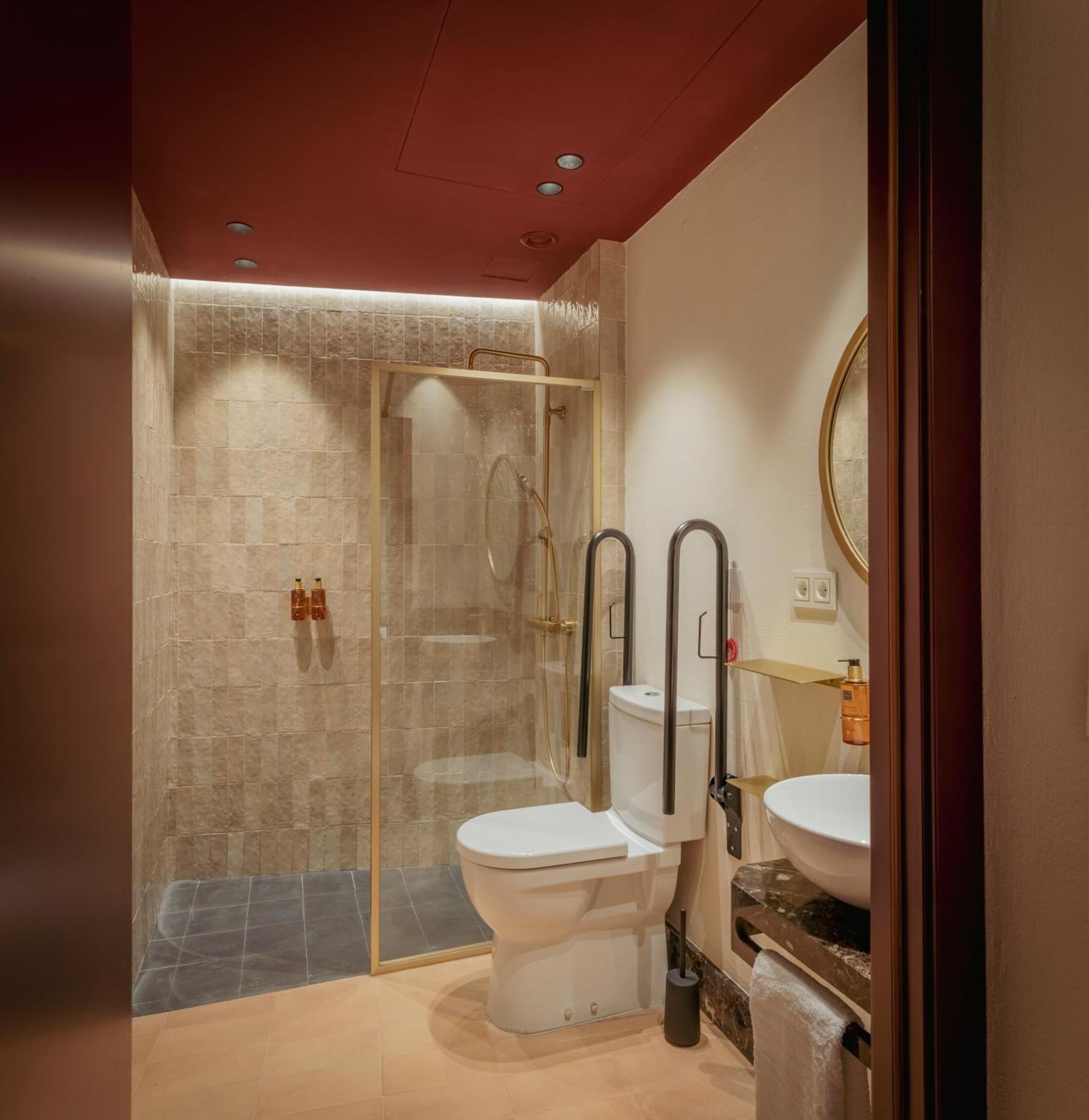Lirium Casa Patio Hotel Seville Room photo